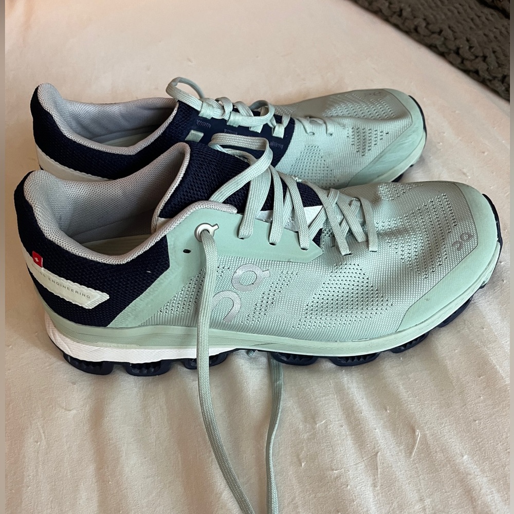 On Cloud Running Shoes